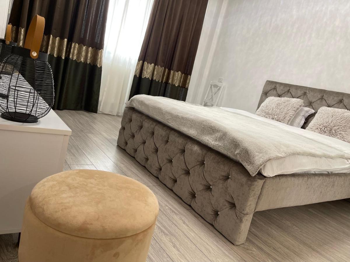 Q Luxury Palas Mall Iasi Ngoại thất bức ảnh